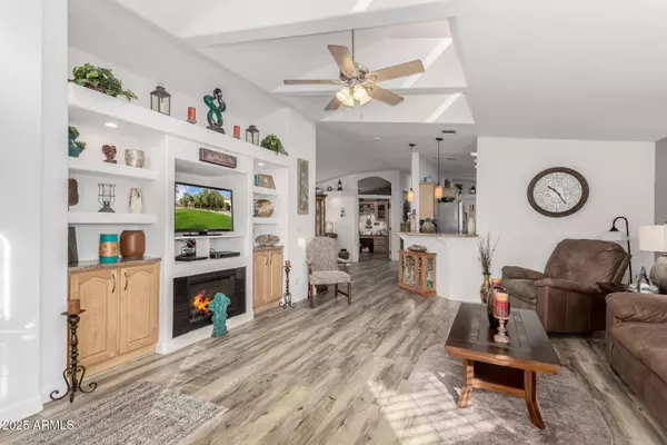 3301 S GOLDFIELD Road #5027, Apache Junction, AZ 85119