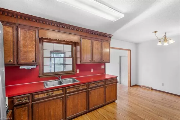 163 Albert DR, Lexington, NC 27292