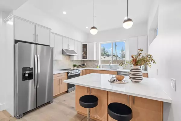 14 Dexter AVE, Redwood City, CA 94063