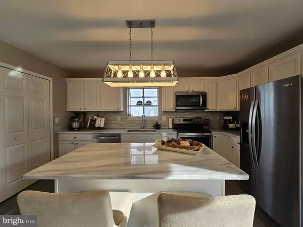 413 CEDAR GROVE RD, Edgewater, MD 21037