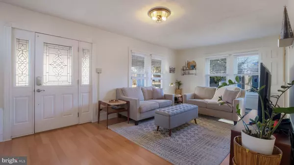 512 W CALLOWHILL ST, Perkasie, PA 18944