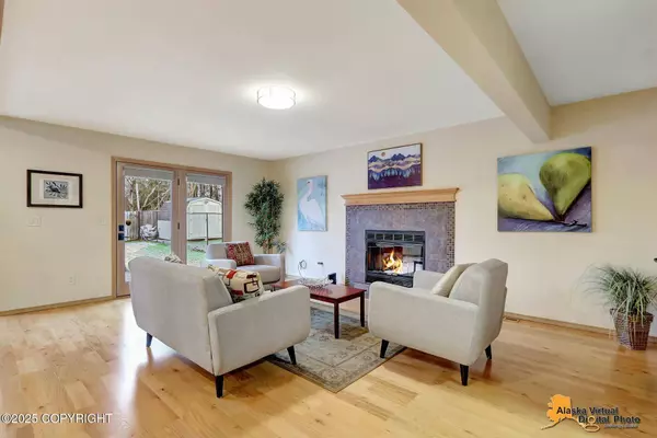 3851 Winchester LOOP, Anchorage, AK 99507