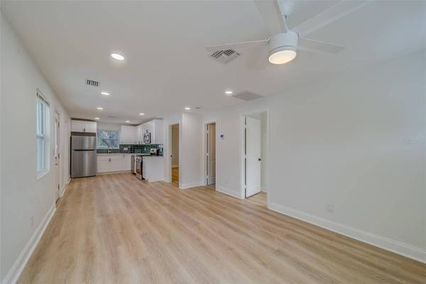 2901 64TH AVE N, St Petersburg, FL 33702