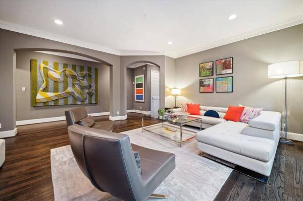 5025 Tangle LN #E, Houston, TX 77056