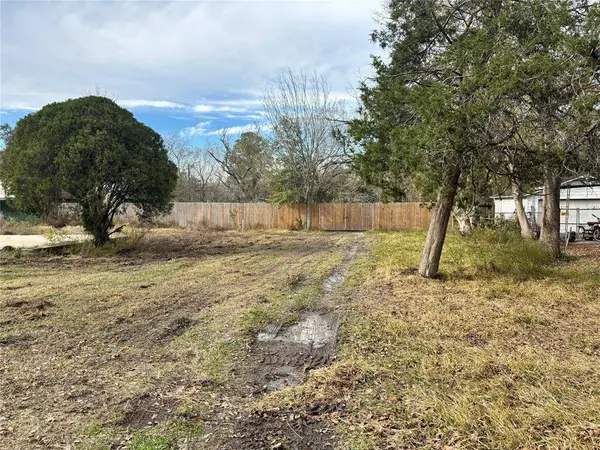 7233 Evans ST, Houston, TX 77061