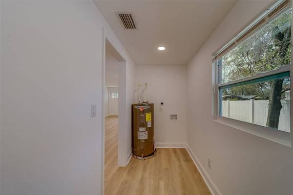 2901 64TH AVE N, St Petersburg, FL 33702