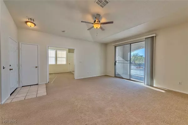 2325 Windmill Parkway #523, Henderson, NV 89074