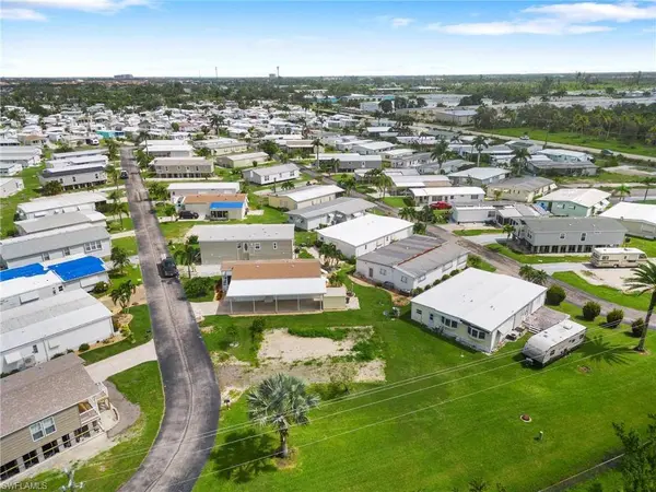 286 Dillard AVE, Fort Myers, FL 33908