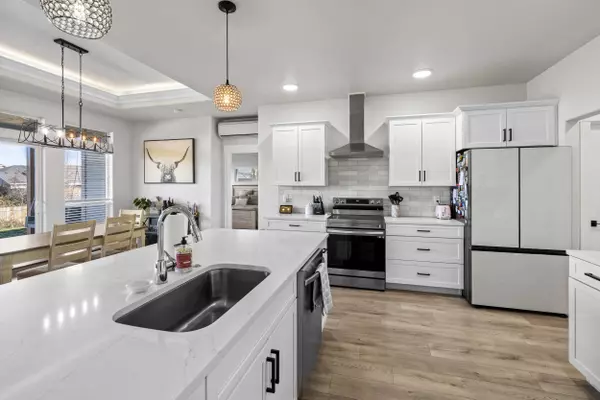 2264 Calico LN, Medford, OR 97501