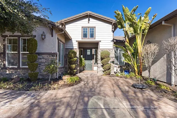 1249 Holly Berry CT, Manteca, CA 95336