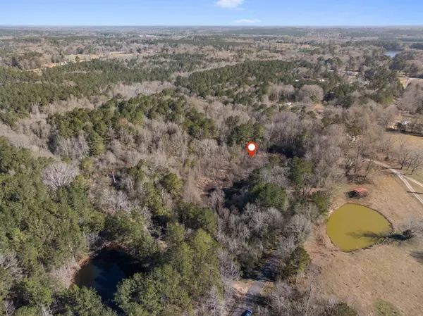 00 W Magnolia Ln., Taylorsville, MS 39168