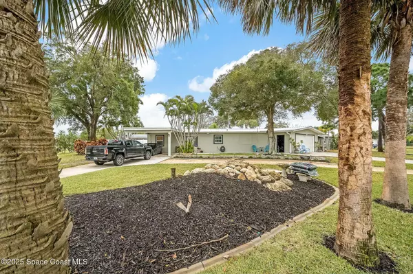 527 Palm AVE, Merritt Island, FL 32952