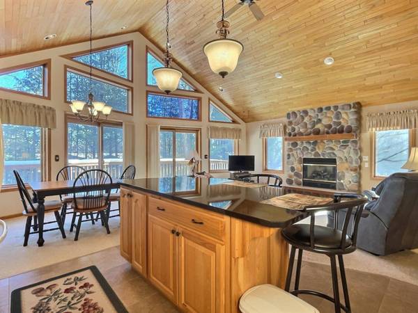 8832 BRADFORD POINT CT #42, St Germain, WI 54558