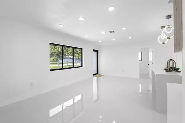 22285 SW 109th CT, Miami, FL 33170