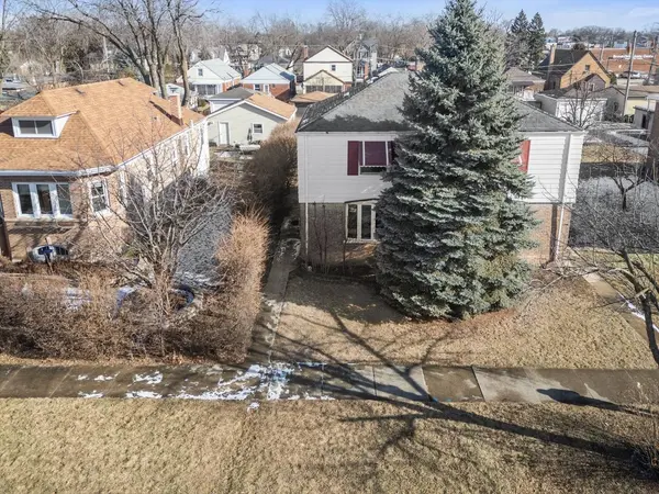 4015 ARTHUR Avenue, Brookfield, IL 60513