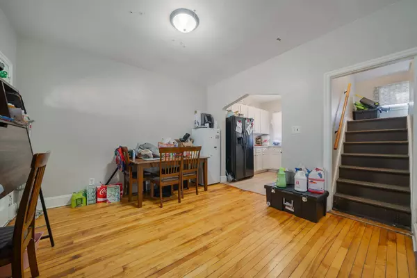 813 CENTRAL ST, Oshkosh, WI 54901