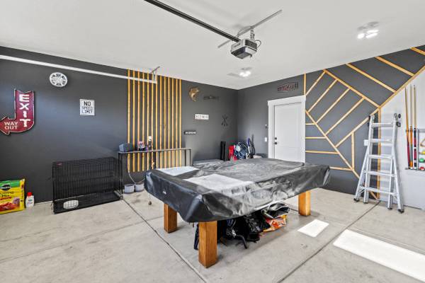 2264 Calico LN, Medford, OR 97501