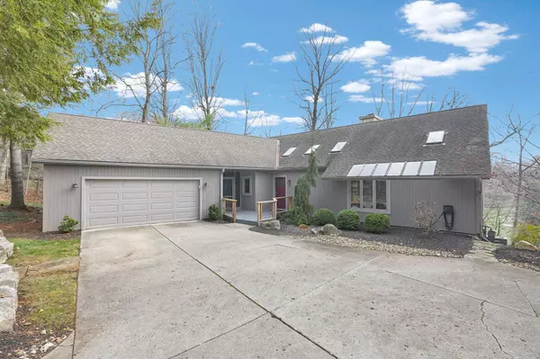 228 Pinehurst Drive, Granville, OH 43023