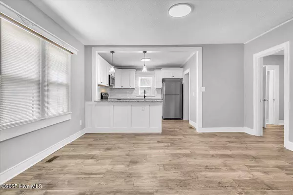 722 N 11th ST, Wilmington, NC 28401