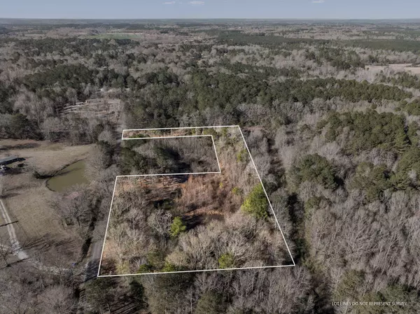 00 W Magnolia Ln., Taylorsville, MS 39168