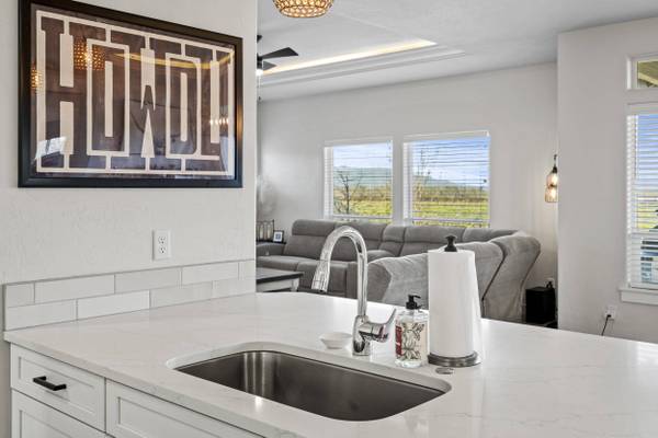 2264 Calico LN, Medford, OR 97501