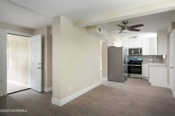 14 Homestead Lane, Roosevelt, NJ 08555