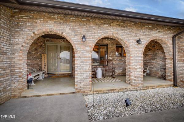 167 Cable RD, Jonesborough, TN 37659