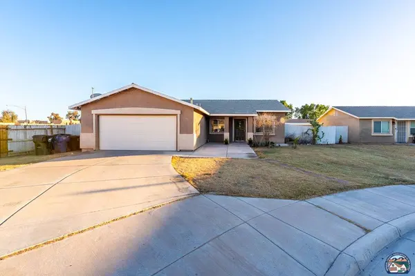 1138 Elm Ct, Brawley, CA 92227