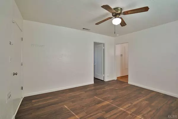 815 N Harris Street N, Hanford, CA 93230