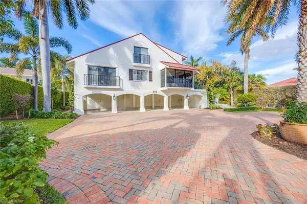 375 8th AVE S #D, Naples, FL 34102