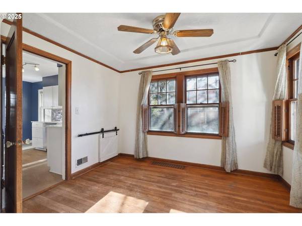 3028 SE 71ST AVE, Portland, OR 97206