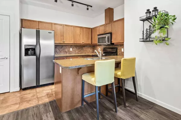 30 Cranfield Link SE #301, Calgary, AB T3M 0C4