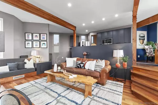 4687 Del Monte Ave, San Diego, CA 92107