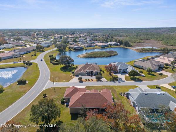 8320 Maybelle Drive, Weeki Wachee, FL 34613