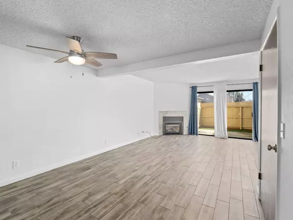 4875 N Backer AVE #167, Fresno, CA 93726