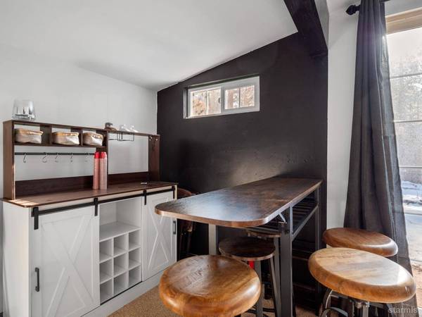 2618 Knox Avenue, South Lake Tahoe, CA 96150