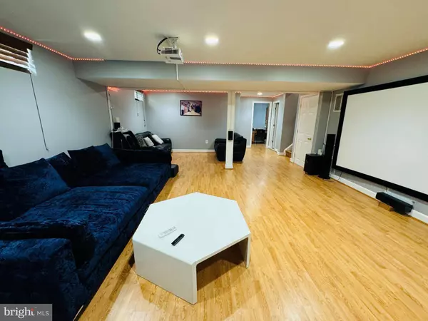 42616 ANABELL LN, Chantilly, VA 20152