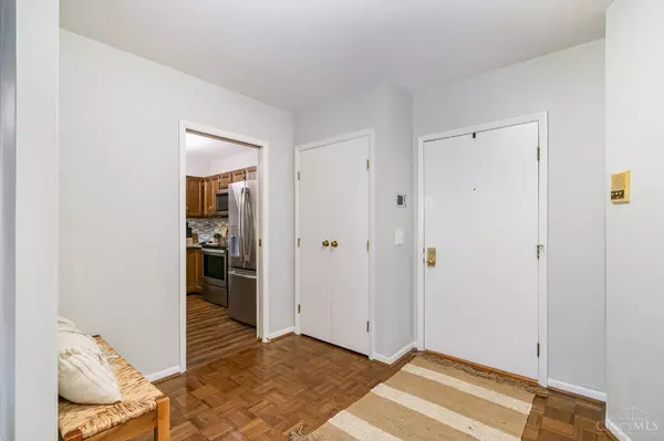 3542 Amberacres Dr #300N, Cincinnati, OH 45237