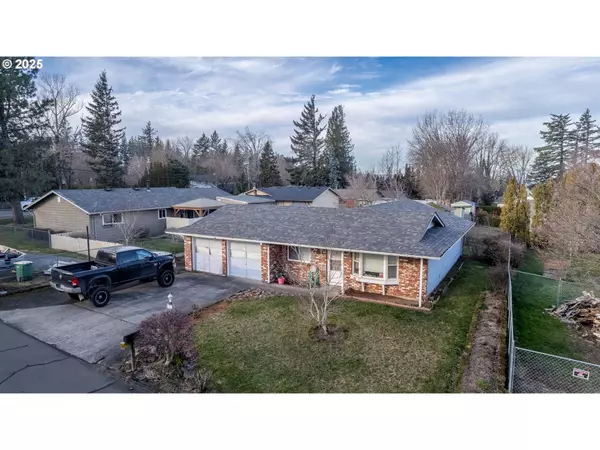203 SE 13TH ST, Troutdale, OR 97060