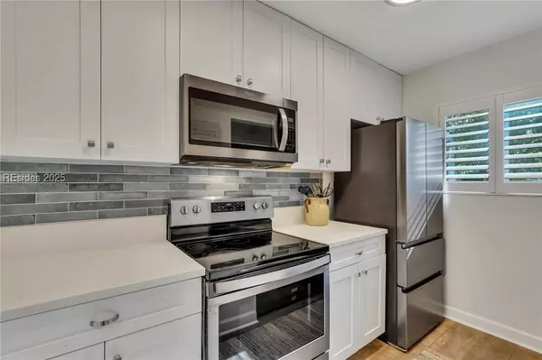 96 Mathews DR #95, Hilton Head Island, SC 29926