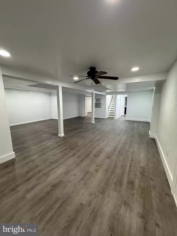 8401 WESLEYAN ST, Vienna, VA 22180