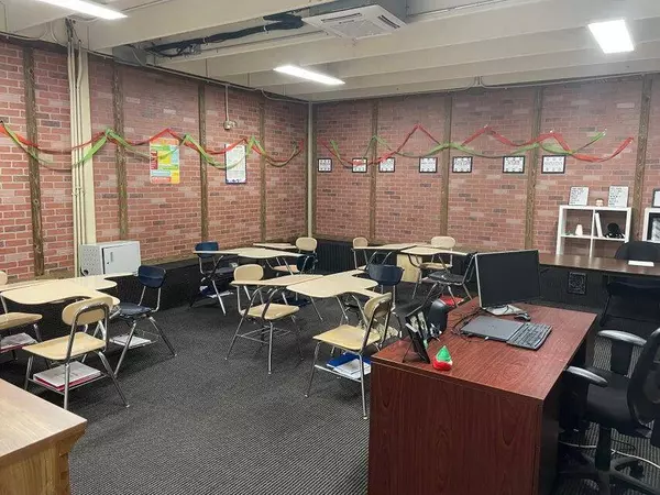 246 E Fiddlers Canyon RD, Cedar City, UT 84721