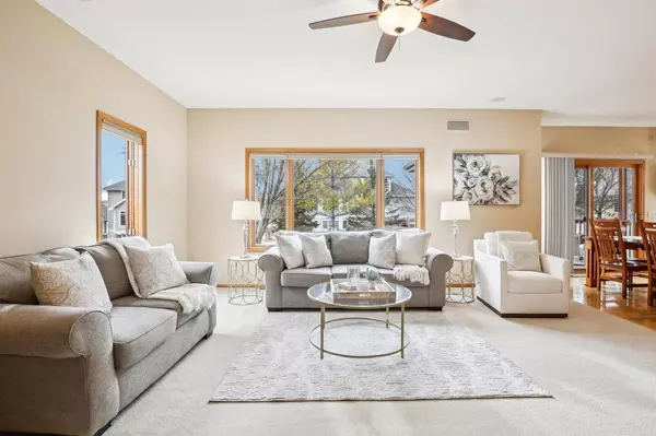 1221 Hanover Trail, Waunakee, WI 53597