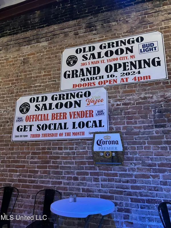 305 S Main Street, Yazoo City, MS 39194