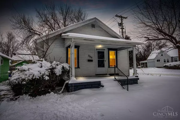 300 Ashwood Ave, Dayton, OH 45405