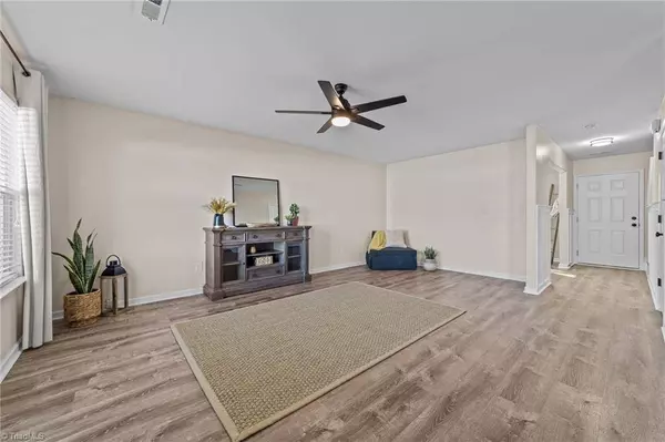 4322 Wyoming CT, Thomasville, NC 27360