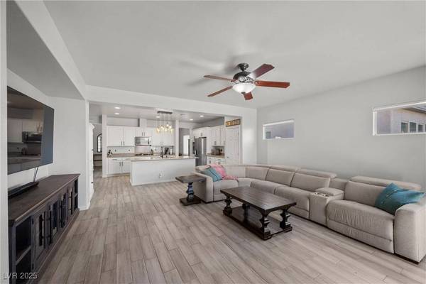 2465 Sturrock Drive, Henderson, NV 89044
