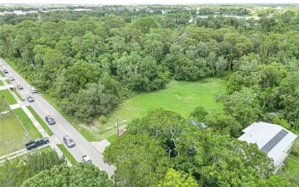 1809 Rouse Lake Rd, Orlando, FL 32817-4521