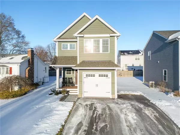 27 Bellevue AVE, Cumberland, RI 02864