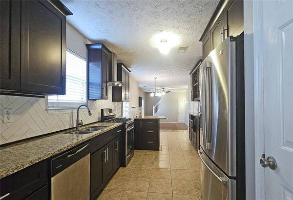 6108 WATERTON DR, Lithonia, GA 30058